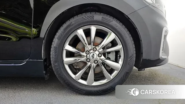 Kia The New Carnival id 2961809 из Кореи 15