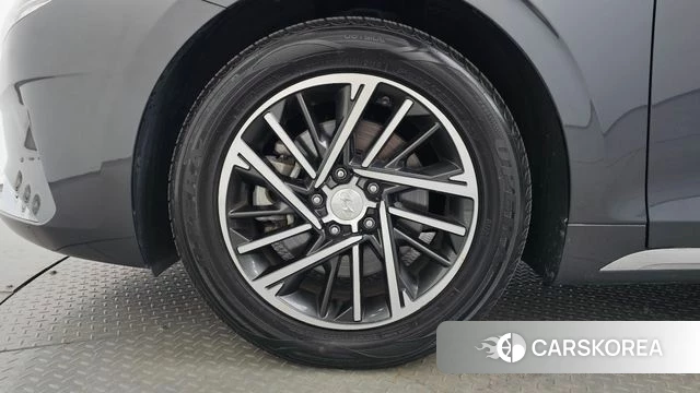 Hyundai The New Grandeur IG id 4693274 из Кореи 30