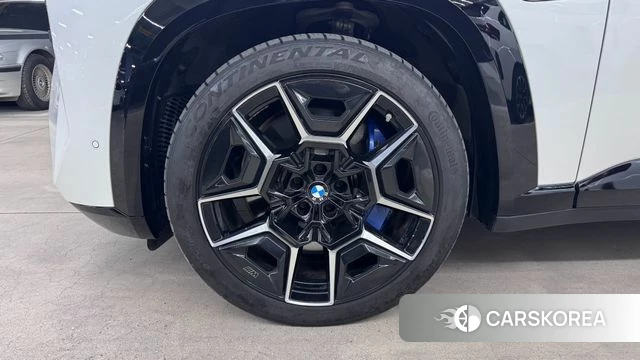 BMW XM (G09) id 4778916 из Кореи 15