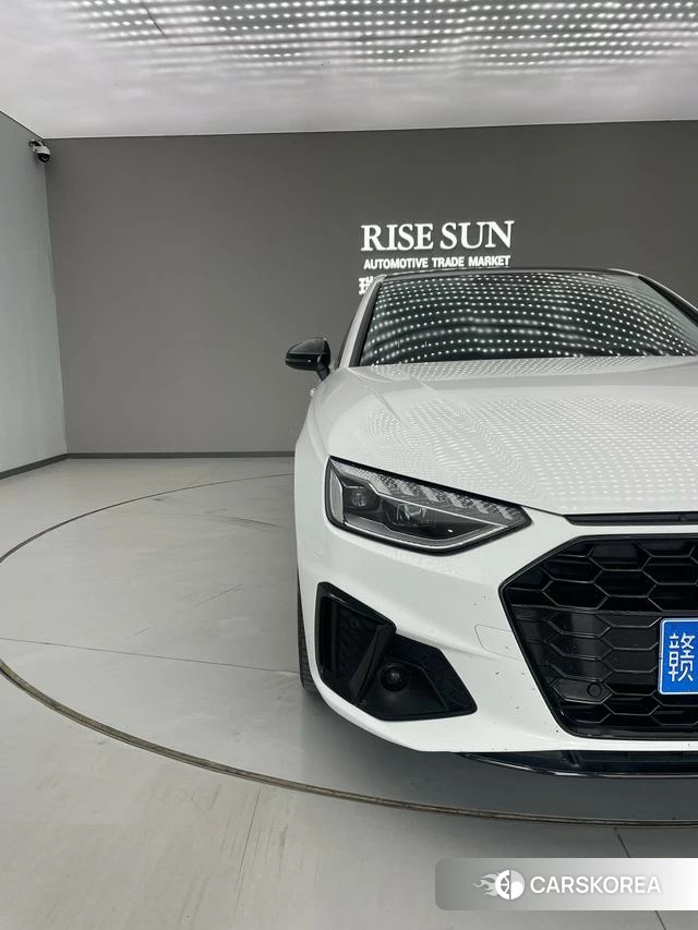 Audi A4L id 4265053 из Китая 13