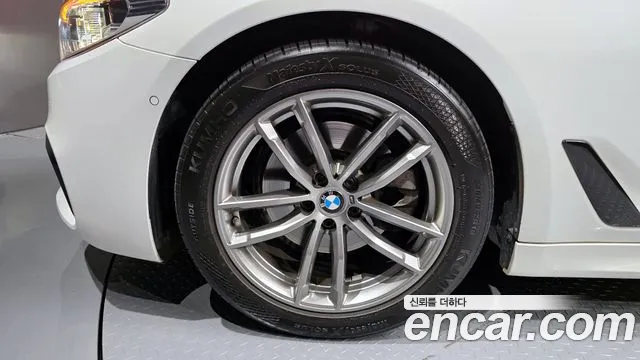 BMW 5 Series (G30) id 2752445 из Кореи 15