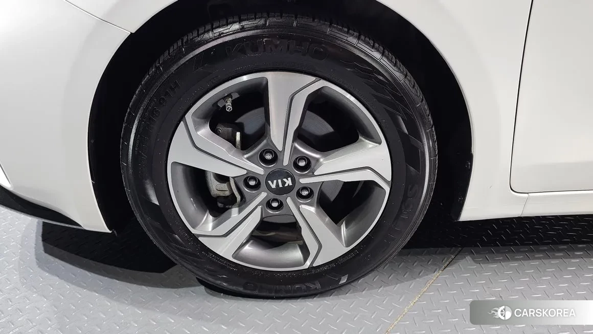 Kia Come New K3 id 1492742 из Кореи 15