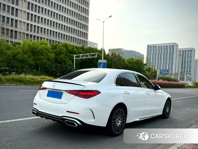 Mercedes-Benz Class C 2023 Белый из Китая, фото 5