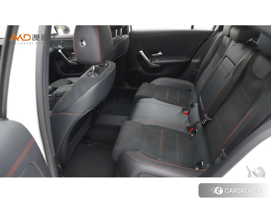 Mercedes-Benz Class A 2023 Белый из Китая, фото 5