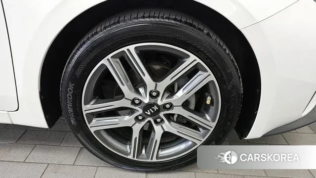 Kia Come New K3 id 3363235 из Кореи 15