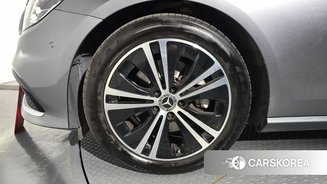 Mercedes-Benz E-Class W213 id 4872079 из Кореи 26