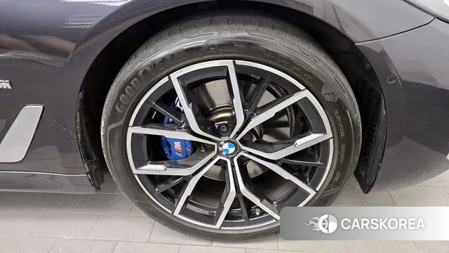 BMW 5 Series (G30) id 2901833 из Кореи 15