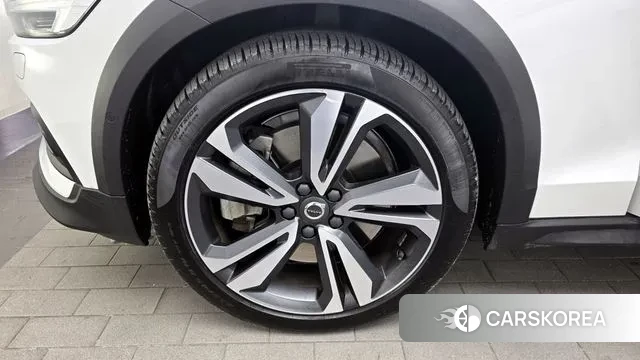 Volvo V60 Cross-Country 2nd Generation id 3444678 из Кореи 15