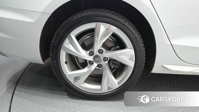 Audi A4 (B9) id 4849100 из Кореи 28