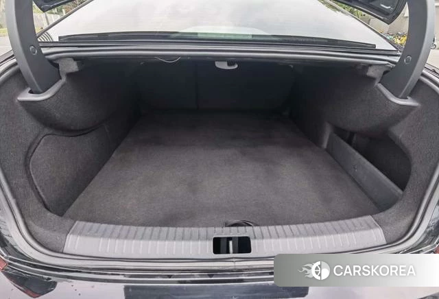 Volkswagen Passat PHEV id 4260126 из Китая 23