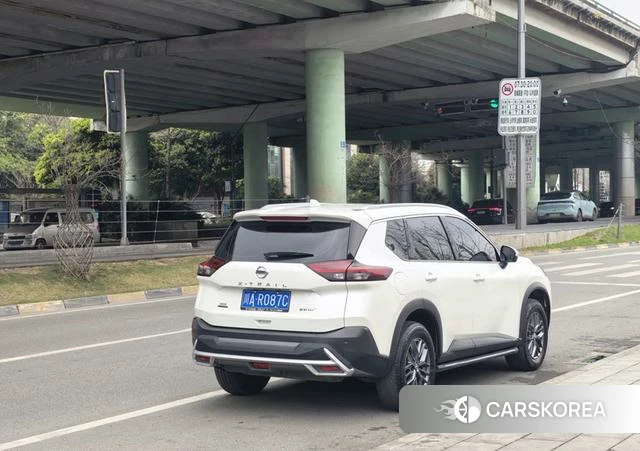 Nissan Qijun 2022 Белый из Китая, фото 5