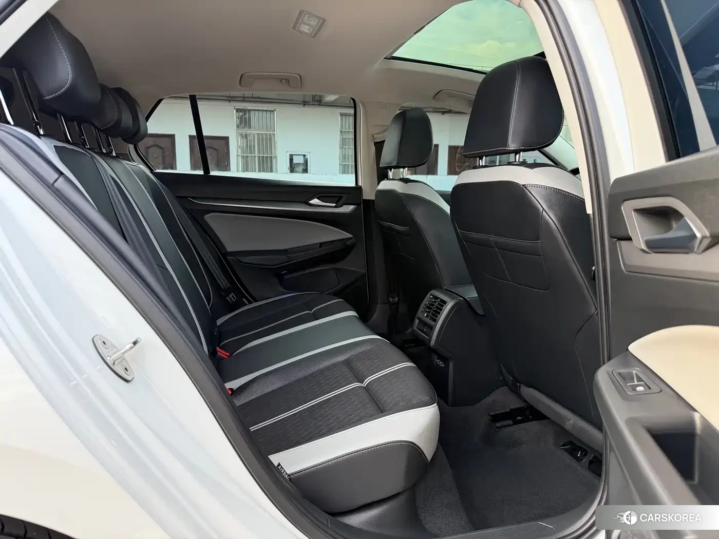 Volkswagen Golf id 4565355 из Китая 13
