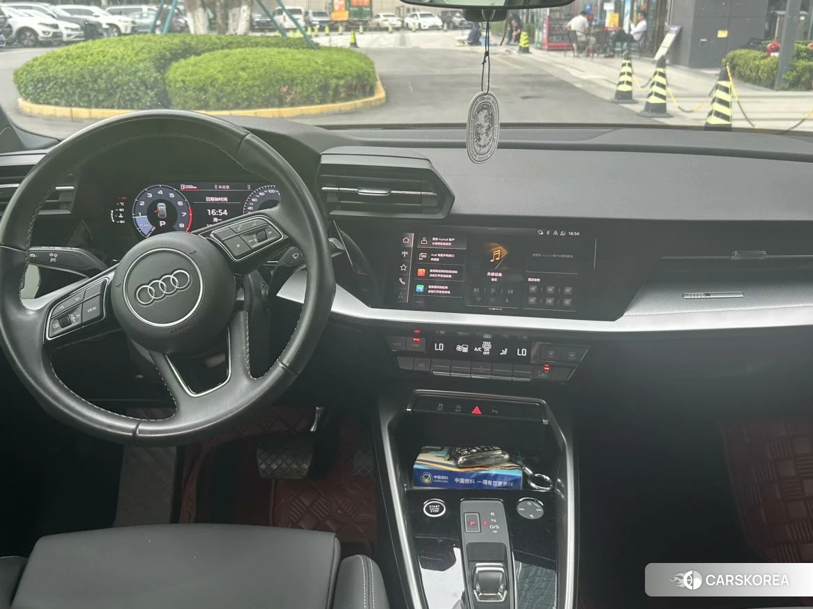 Audi A3 2023 Белый из Китая, фото 5