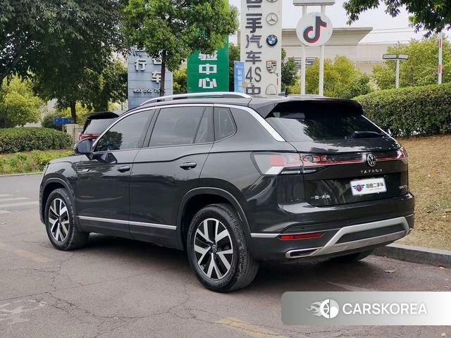 Volkswagen Tanyue 2023 Черный из Китая, фото 5