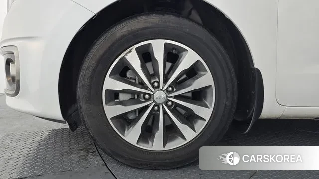 Kia All New Carnival id 3714084 из Кореи 15