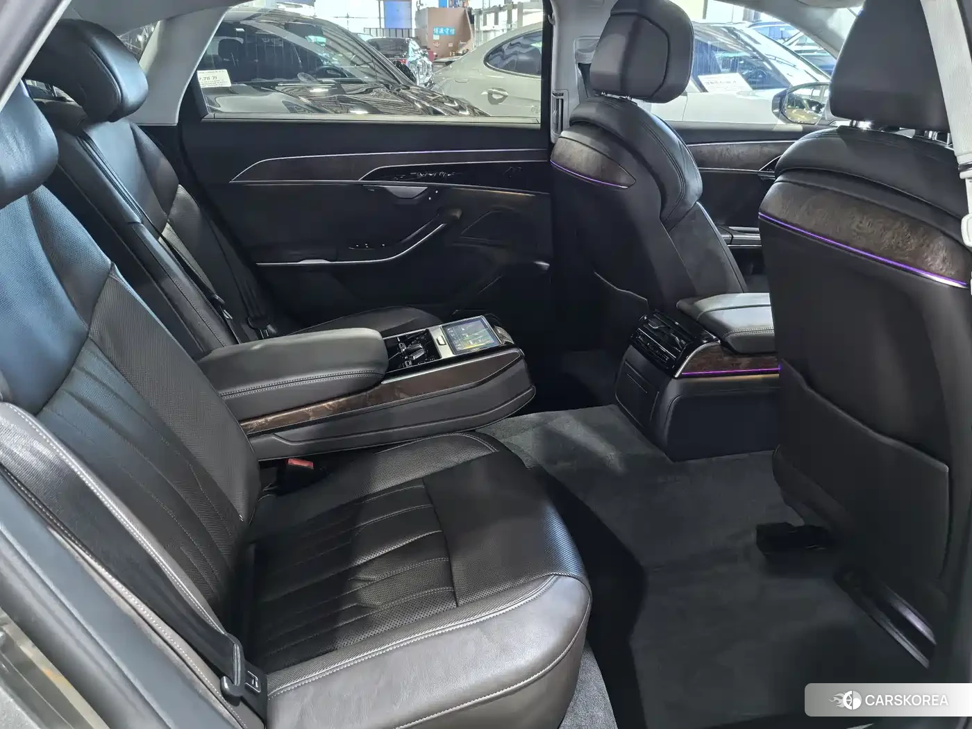 Audi A8 id 4547627 из Китая 13