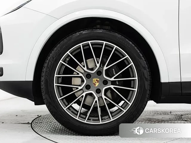 Porsche Cayenne (PO536) id 3701379 из Кореи 15