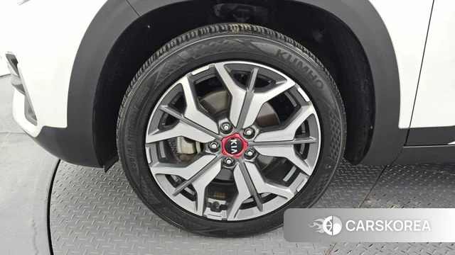Kia Seltos id 4284874 из Кореи 15