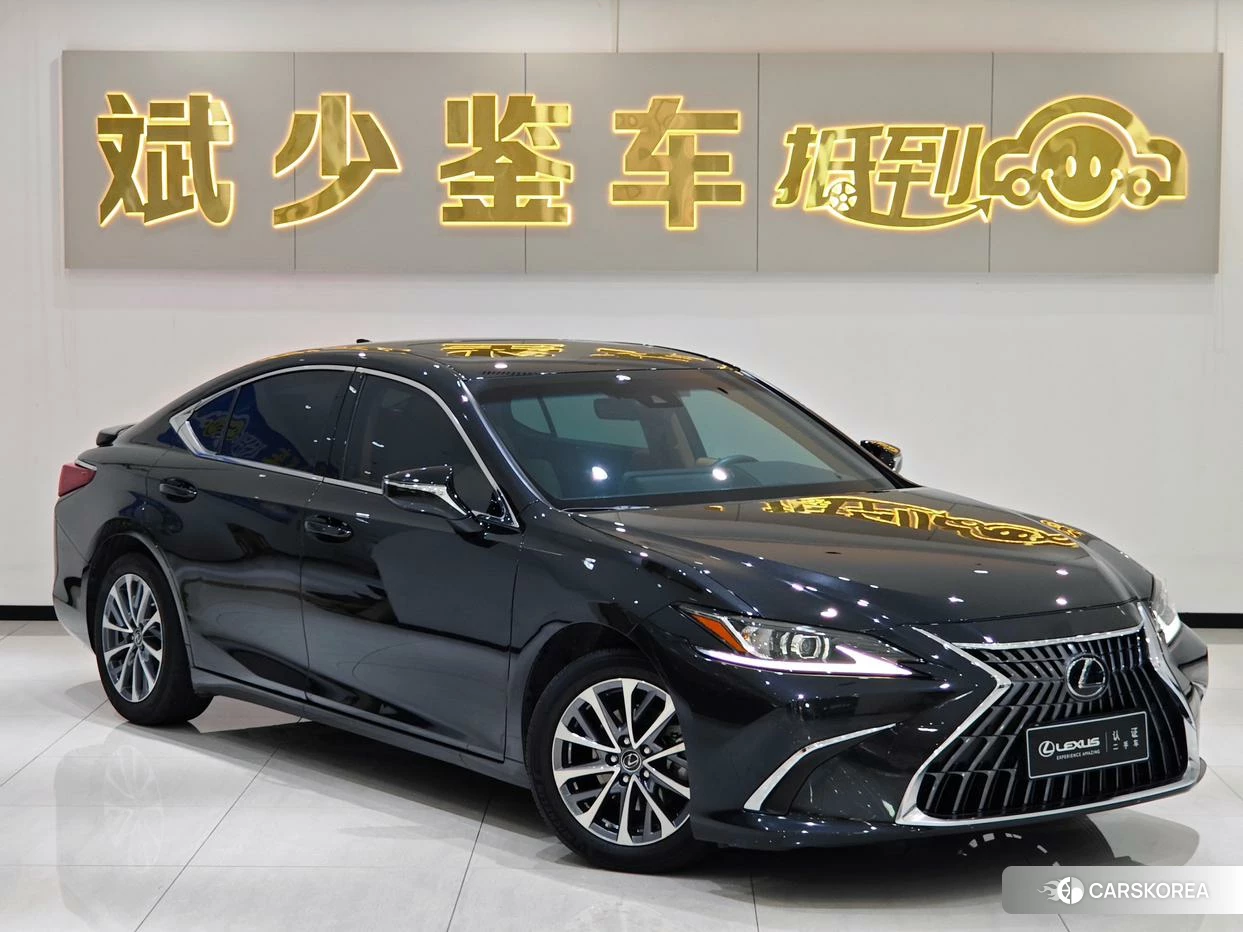 Lexus ES id 4499102 из Китая 7