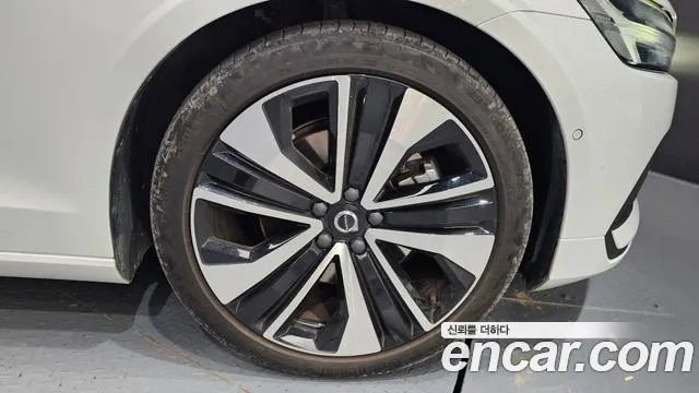 Volvo S60 3rd generation id 2852798 из Кореи 15