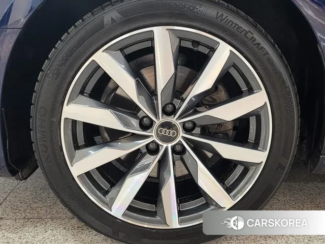 Audi A4 (B9) id 3620417 из Кореи 15