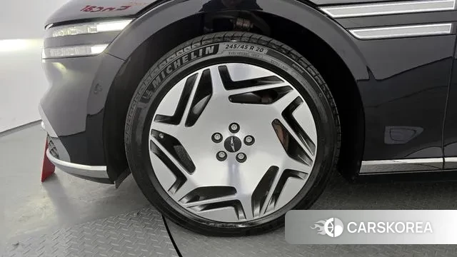 Genesis G90 (RS4) id 3539603 из Кореи 15