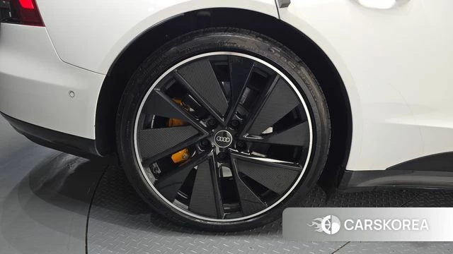 Audi e-Tron GT id 4443630 из Кореи 30