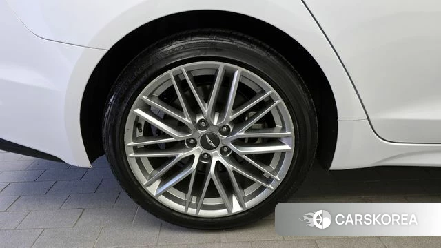 Genesis G70 id 3899502 из Кореи 15