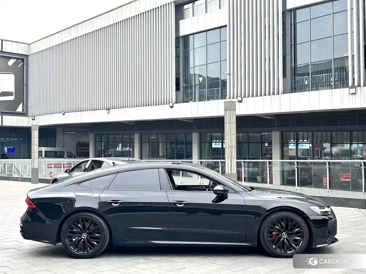 Audi A7 id 4546625 из Китая 16