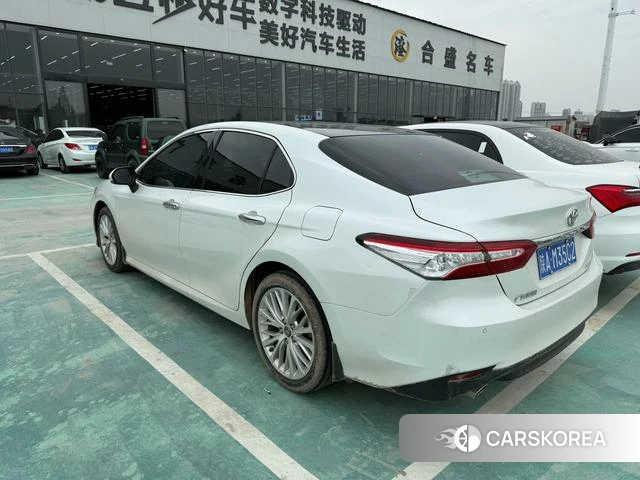 Toyota Camry 2021 Белый из Китая, фото 5