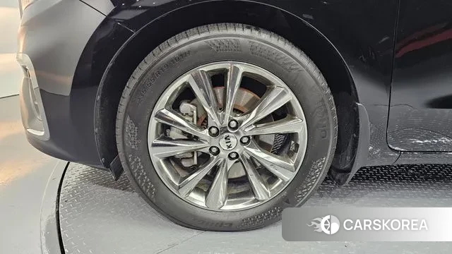 Kia The New Carnival id 3243454 из Кореи 15