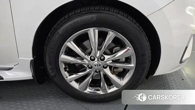 Kia The New Carnival id 3641534 из Кореи 15