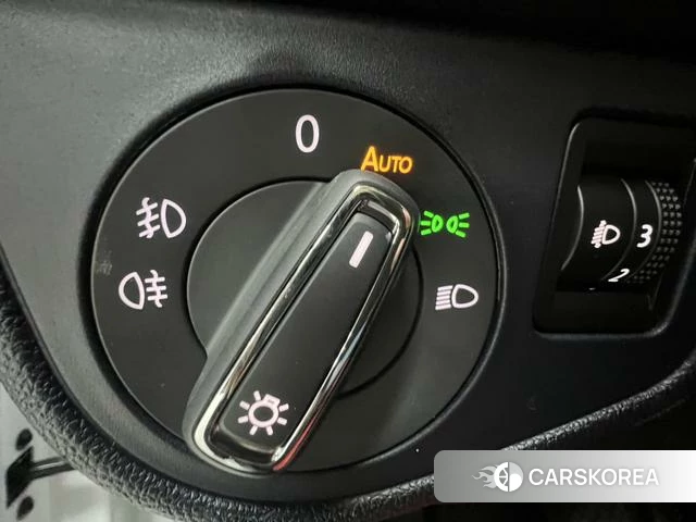 Volkswagen Lavida id 4365876 из Китая 17
