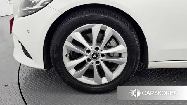 Mercedes-Benz C-Class W205 id 4384050 из Кореи 26