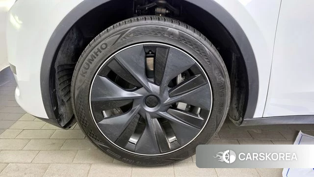 Tesla Model Y id 3896854 из Кореи 15