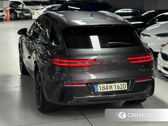 Genesis GV70 id 3823835 из Кореи 15