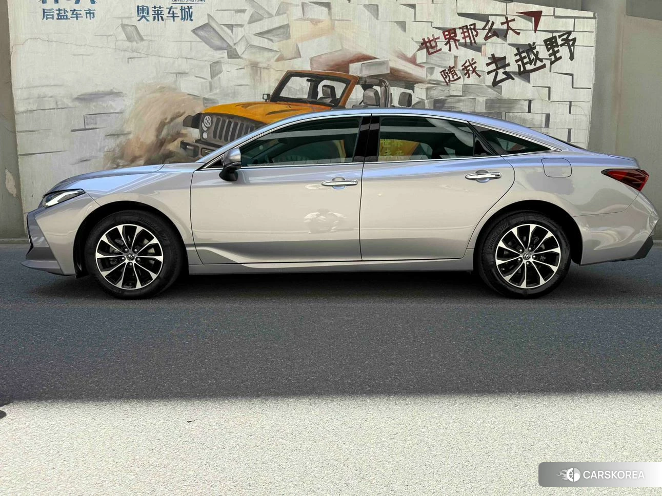 Toyota Asian dragon 2022 Серебристо-серый из Китая, фото 5