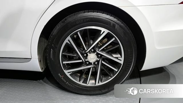 Hyundai The New Grandeur IG id 3806642 из Кореи 15