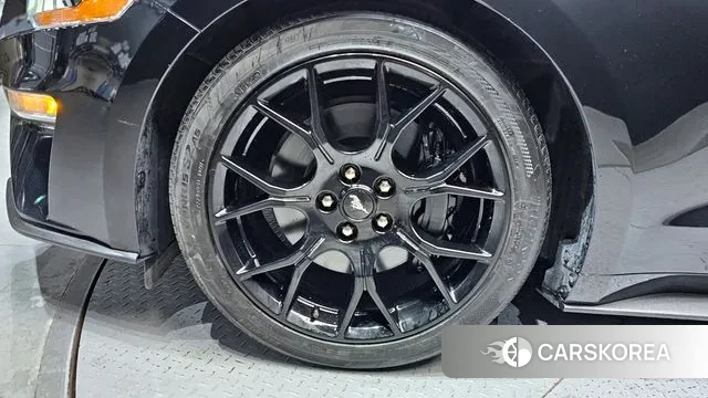 Ford Mustang id 3702492 из Кореи 15