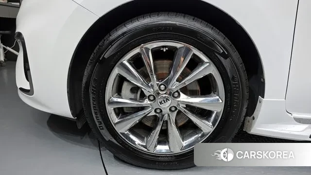 Kia The New Carnival id 2971197 из Кореи 15