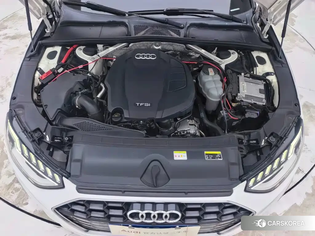 Audi A4L id 4606840 из Китая 20