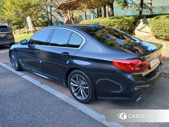 BMW 5 Series (G30) id 3687221 из Кореи 11