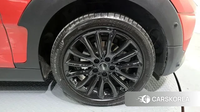 Mini Cooper Clubman id 3771281 из Кореи 15