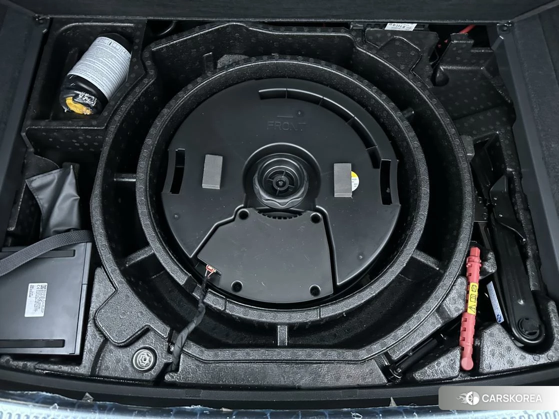 Audi Q5L id 4462018 из Китая 11
