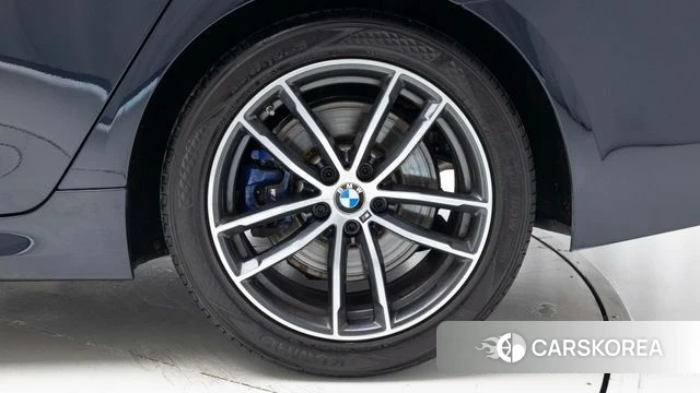 BMW 5 Series (G30) id 4337669 из Кореи 15