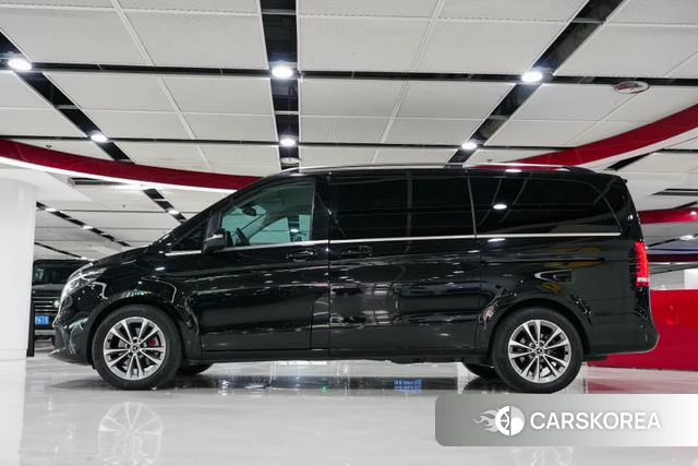 Mercedes-Benz V-class id 4275537 из Китая 16