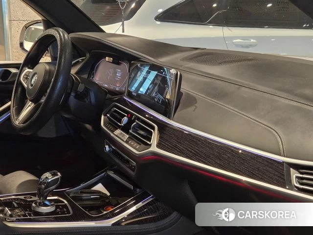 BMW X7 (G07) 2021 Белый из Кореи, фото 5