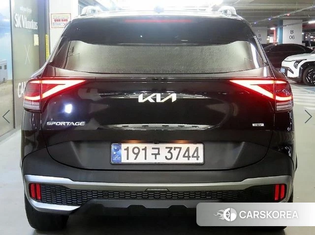 Kia Sportage 5th Generation Hybrid 2021 Черный из Кореи, фото 5