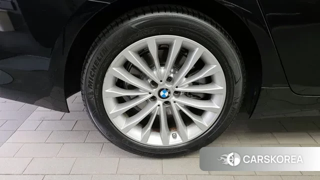 BMW 5 Series (G30) id 3128374 из Кореи 15