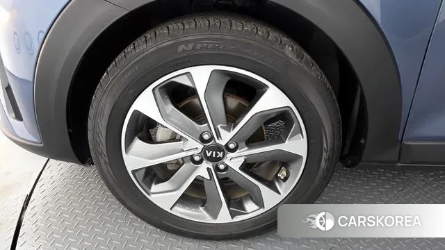 Kia Stonic id 3455303 из Кореи 15